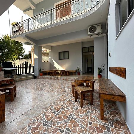 בראט Hanna'S Hostel מראה חיצוני תמונה