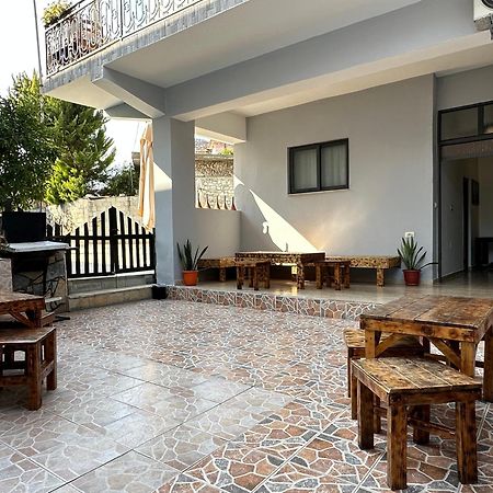 בראט Hanna'S Hostel מראה חיצוני תמונה