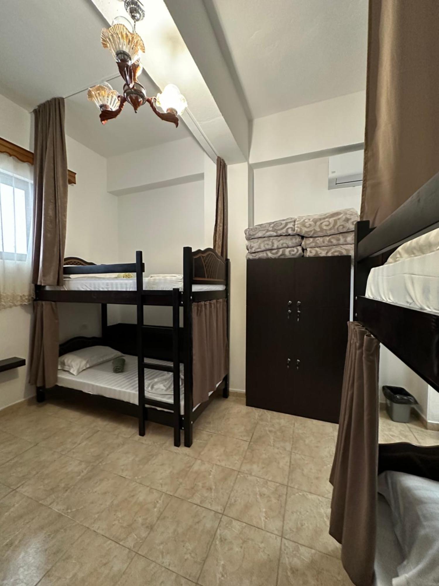 בראט Hannas Hostel מראה חיצוני תמונה